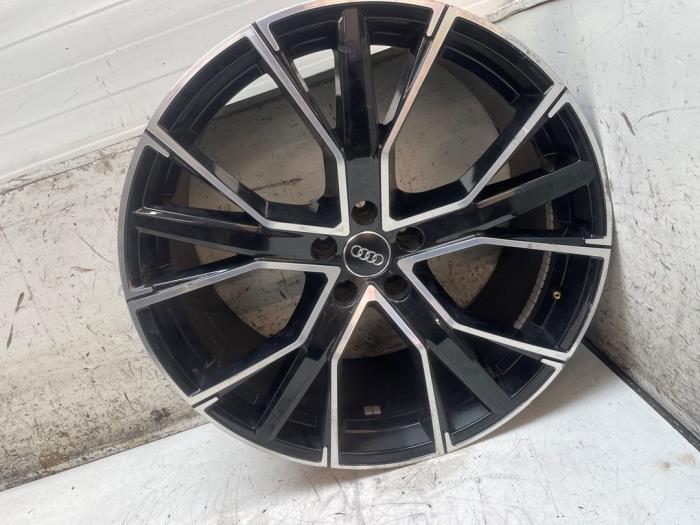 Używane Obrecz Audi e-tron (GEN) 55 quattro Cena € 150,00 Procedura marży oferowane przez Autodemontage van de Laar