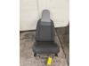 Volkswagen Up! (121) 1.0 12V 60 Sitz links