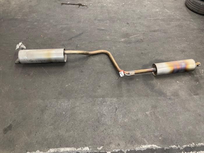 Gebrauchte Auspuff Enddämpfer Seat Ibiza V (KJB) 1.0 MPI 12V Preis € 125,00 Margenregelung angeboten von Autodemontage van de Laar