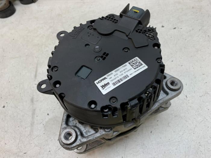 Begagnade Dynamo Fiat Panda (312) 1.0 Hybrid Pris € 450,00 Marginaltabell erbjuds av Autodemontage van de Laar