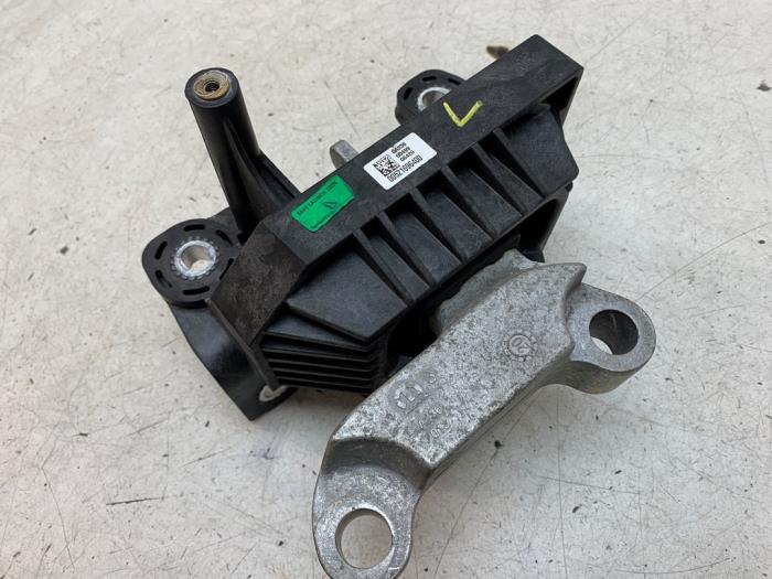 Used Engine mount Fiat Panda (312) 1.0 Hybrid Price € 25,00 Margin scheme offered by Autodemontage van de Laar