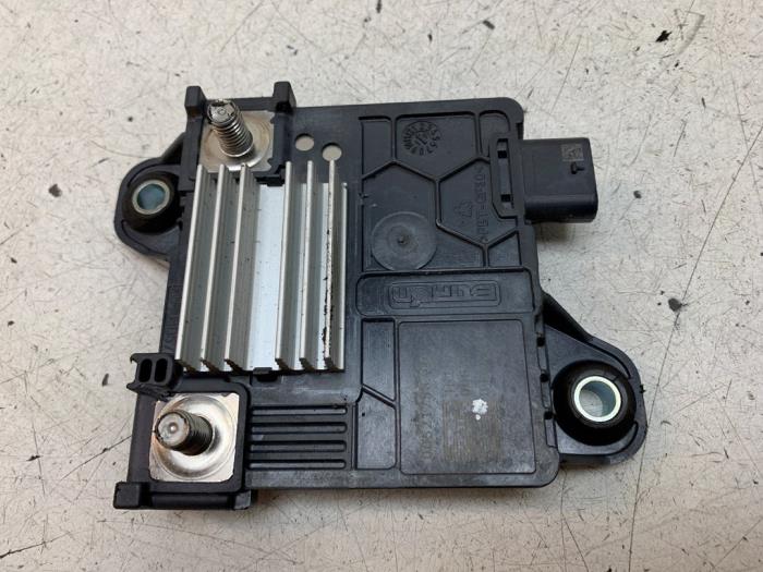 Used Start/Stop computer Fiat Panda (312) 1.0 Hybrid Price € 150,00 Margin scheme offered by Autodemontage van de Laar