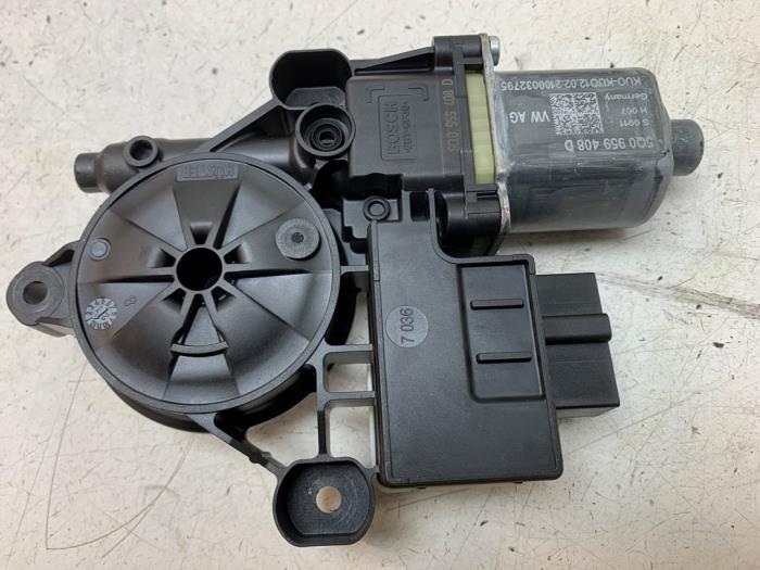 Usados Motor de ventanilla de puerta Cupra Leon (KLCB) 2.0 VZ 16V Precio € 50,00 Norma de margen ofrecido por Autodemontage van de Laar