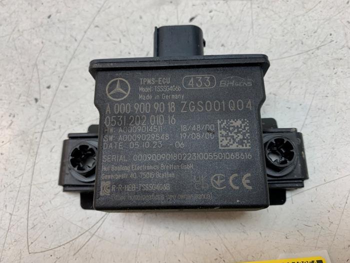 Begagnade Däcktrycksmodul Mercedes A (177.0) 1.3 A-250 e Turbo 16V Pris € 50,00 Marginaltabell erbjuds av Autodemontage van de Laar