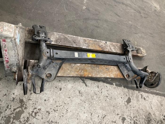Usagé Train arrière complet Seat Leon (5FB) 1.0 TSI 12V Prix € 225,00 Règlement à la marge proposé par Autodemontage van de Laar