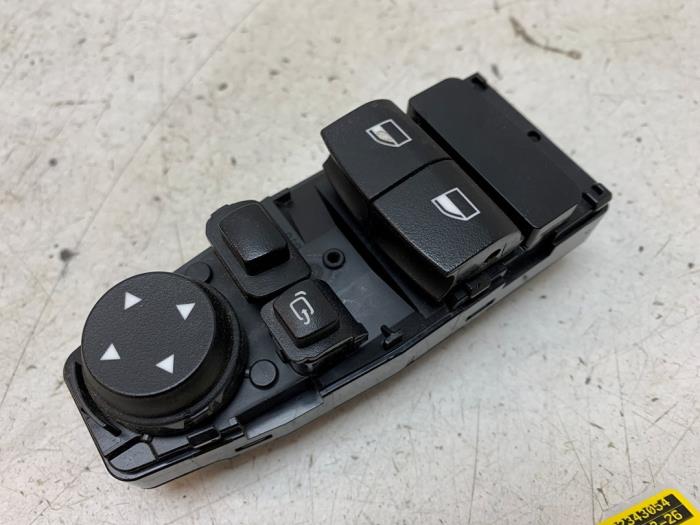 Usados Interruptor de ventanilla eléctrica BMW i3 (I01) i3s Range Extender Precio de solicitud ofrecido por Autodemontage van de Laar