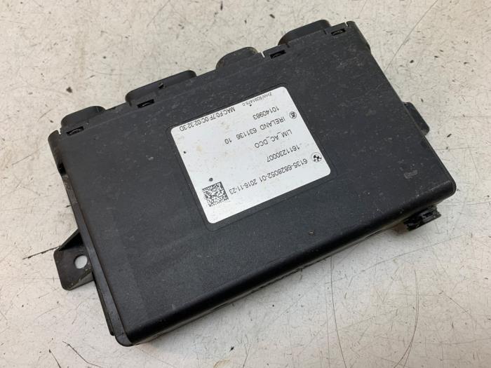 Używane Modul Comfort BMW i3 (I01) i3s Range Extender Cena na żądanie oferowane przez Autodemontage van de Laar
