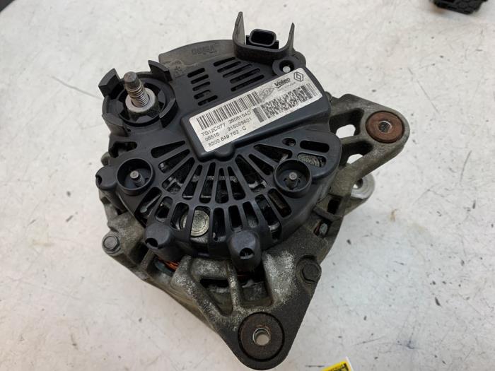 Gebrauchte Dynamo Renault Megane III Grandtour (KZ) 1.2 16V TCE 115 Preis € 50,00 Margenregelung angeboten von Autodemontage van de Laar