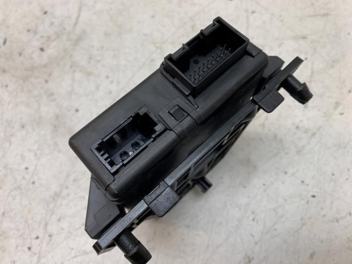 Module Gateway d'un Audi Q3 (8UB/8UG)  2015