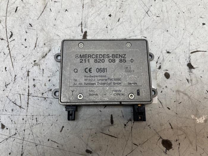 Begagnade Bluetooth-modul Mercedes SLK (R171) 1.8 200 K 16V Pris på förfrågan erbjuds av Autodemontage van de Laar