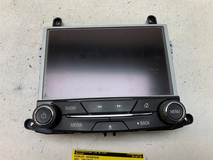 Begagnade Innerdisplay Opel Insignia 2.0 CDTI 16V 140 ecoFLEX Pris på förfrågan erbjuds av Autodemontage van de Laar