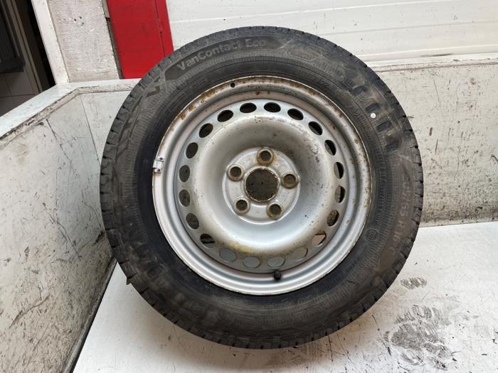 Gebrauchte Reserverad Volkswagen Transporter T6 2.0 TDI 150 Preis auf Anfrage angeboten von Autodemontage van de Laar
