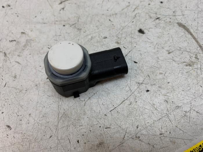 Usados Sensor PDC Fiat 500 (312) 0.9 TwinAir 80 Precio € 25,00 Norma de margen ofrecido por Autodemontage van de Laar