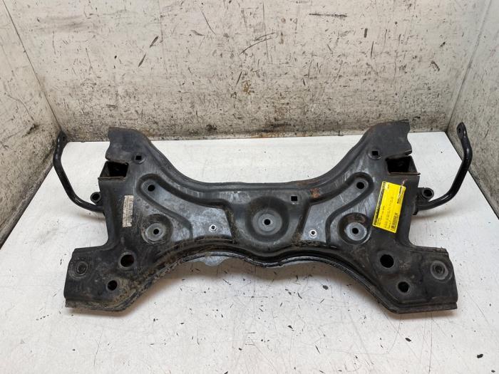Gebrauchte Unterrahmen Volkswagen Up! (121) e-Up! Preis € 75,00 Margenregelung angeboten von Autodemontage van de Laar