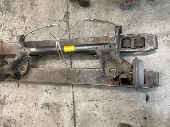 Gebrauchte Hinterachse Vorderradantrieb Volkswagen Up! (121) e-Up! Preis € 175,00 Margenregelung angeboten von Autodemontage van de Laar