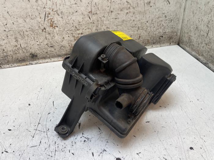 Gebrauchte Luftfiltergehäuse Kia Picanto (BA) 1.0 12V Preis € 50,00 Margenregelung angeboten von Autodemontage van de Laar