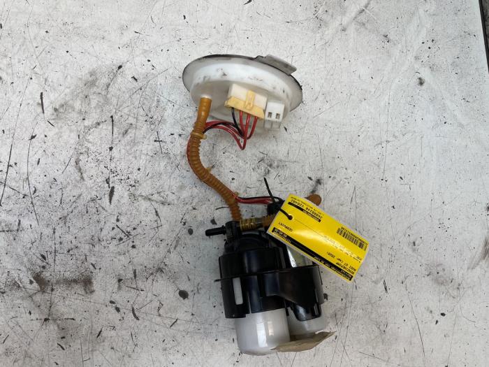 Usagé Pompe essence Audi Q7 (4MB/4MG) 3.0 V6 24V 60 TFSI e Prix € 250,00 Règlement à la marge proposé par Autodemontage van de Laar