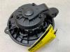 Hyundai i20 (GBB) 1.0 T-GDI 100 12V Moteur de ventilation chauffage