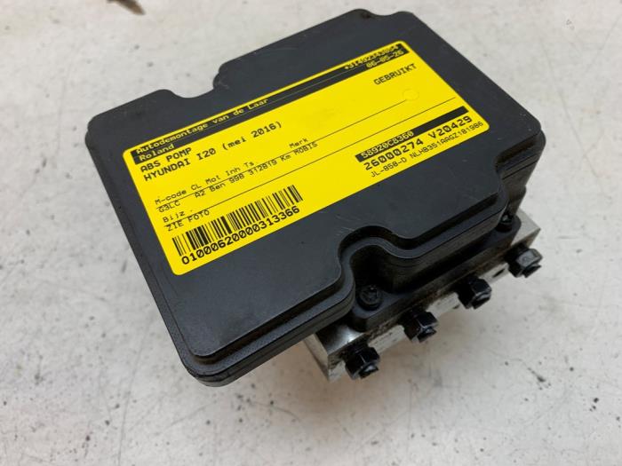 Begagnade ABS-pump Hyundai i20 (GBB) 1.0 T-GDI 100 12V Pris € 100,00 Marginaltabell erbjuds av Autodemontage van de Laar