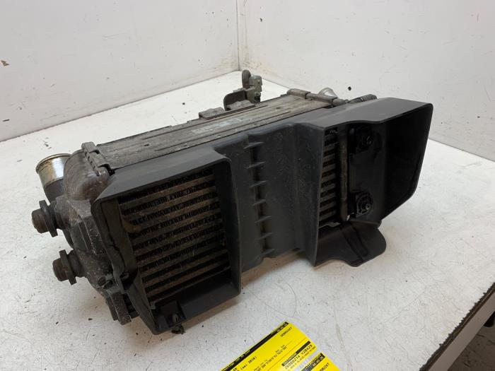 Intercooler from a Hyundai i20 (GBB) 1.0 T-GDI 100 12V 2016