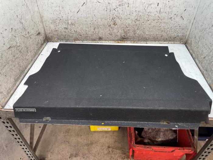 Begagnade Bagagematta Mercedes E (W213) E-350e 2.0 Turbo 16V Pris € 25,00 Marginaltabell erbjuds av Autodemontage van de Laar