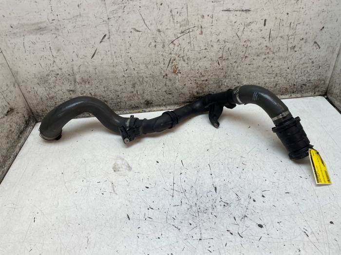 Gebrauchte Intercooler Rohr Renault Trafic (1FL/2FL/3FL/4FL) 1.6 dCi 95 Preis € 45,00 Margenregelung angeboten von Autodemontage van de Laar