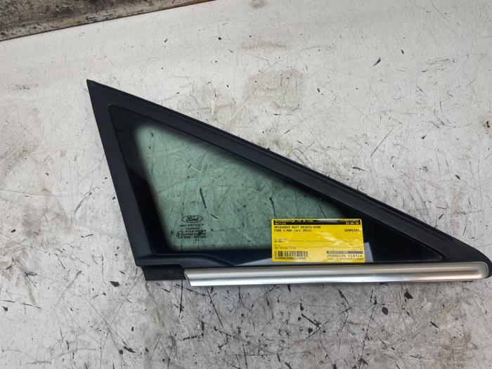 Usados Ventanilla triangular derecha delante Ford C-Max (DXA) 1.0 Ti-VCT EcoBoost 12V 125 Precio € 40,00 Norma de margen ofrecido por Autodemontage van de Laar