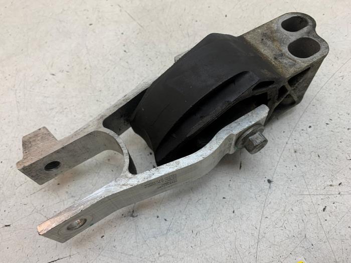 Used Engine mount Lynk &amp; Co 01 1.5 PHEV Price € 30,00 Margin scheme offered by Autodemontage van de Laar