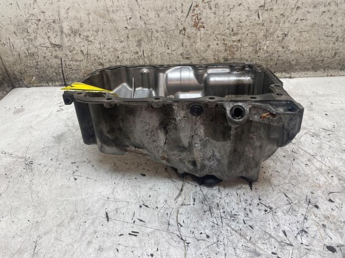 Gebrauchte Ölwanne BMW 1 serie (F20) 116d 1.5 12V TwinPower Preis auf Anfrage angeboten von Autodemontage van de Laar