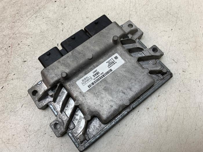 Used Engine management computer Ford Focus 3 1.6 Ti-VCT 16V 125 Price € 150,00 Margin scheme offered by Autodemontage van de Laar