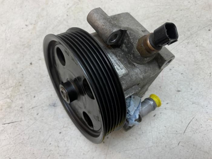 Usagé Pompe de direction Ford Focus 3 1.6 Ti-VCT 16V 125 Prix sur demande proposé par Autodemontage van de Laar