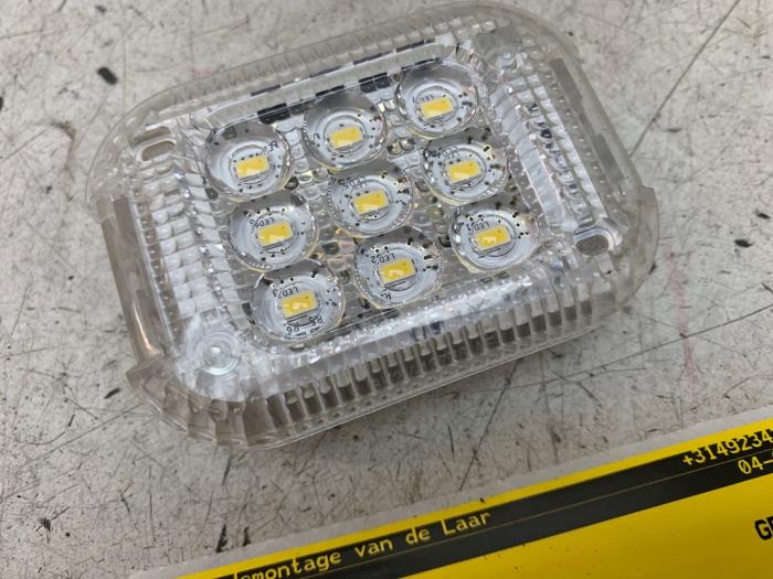 Używane Lampa LED Ford Transit 2.0 TDCi 16V Eco Blue 105 Cena na żądanie oferowane przez Autodemontage van de Laar