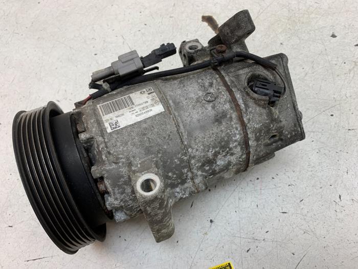 Usagé Pompe clim Renault Clio IV (5R) 1.5 Energy dCi 110 FAP Prix € 125,00 Règlement à la marge proposé par Autodemontage van de Laar