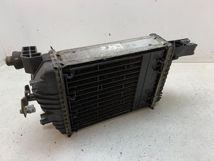 Usados Intercooler Renault Clio IV (5R) 1.5 Energy dCi 110 FAP Precio de solicitud ofrecido por Autodemontage van de Laar