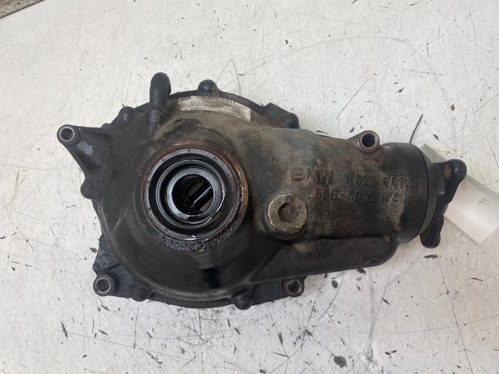 Usagé Différentiel avant BMW X5 (E53) 4.4 V8 32V Prix € 200,00 Règlement à la marge proposé par Autodemontage van de Laar