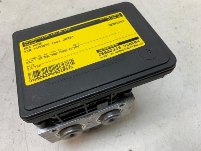 Usagé Bloc ABS Kia Picanto (JA) 1.0 DPI 12V Prix sur demande proposé par Autodemontage van de Laar