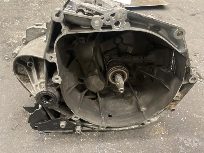 Gebrauchte Getriebe Peugeot 308 SW (L4/L9/LC/LJ/LR) 1.2 12V e-THP PureTech 130 Preis € 650,00 Margenregelung angeboten von Autodemontage van de Laar