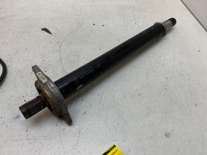 Gebrauchte Zwischenachse Mercedes A (W176) 1.6 A-180 16V Preis € 50,00 Margenregelung angeboten von Autodemontage van de Laar