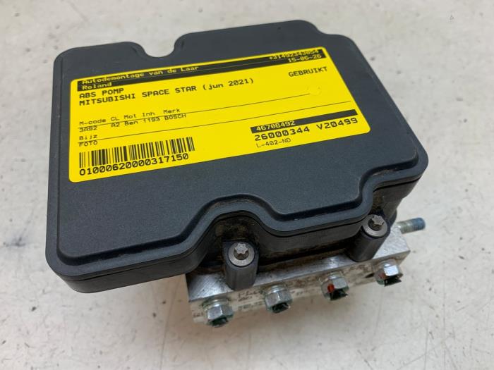 Usagé Pompe ABS Mitsubishi Space Star (A0) 1.2 12V Prix € 125,00 Règlement à la marge proposé par Autodemontage van de Laar