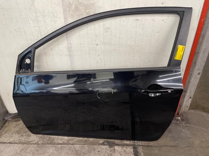 Begagnade Dörr, 2-dörrars, vänster Kia Picanto (TA) 1.0 12V Pris € 200,00 Marginaltabell erbjuds av Autodemontage van de Laar