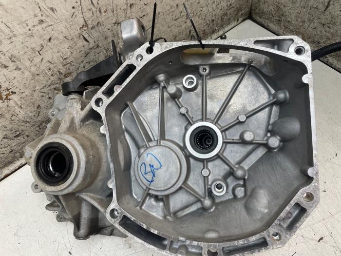 Gebrauchte Getriebe Renault Zoé (AG) R90 Preis € 900,00 Margenregelung angeboten von Autodemontage van de Laar