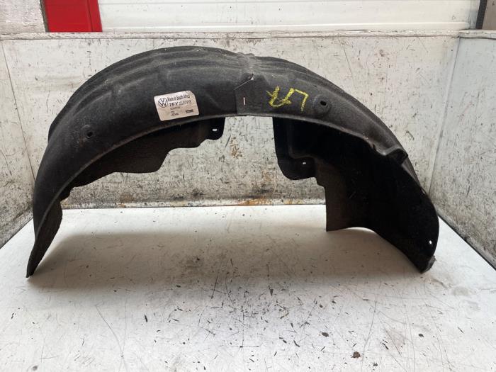 Używane Nadkole Volkswagen Polo VI (AW1) 1.0 MPI 12V Cena € 25,00 Procedura marży oferowane przez Autodemontage van de Laar