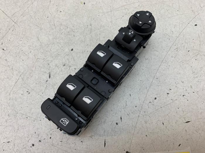 Usados Interruptor combinado de ventanillas Jeep Avenger 1.2 e-Hybrid T3 Precio de solicitud ofrecido por Autodemontage van de Laar
