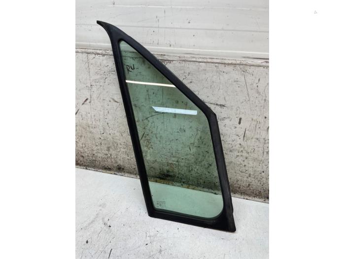 Usados Ventanilla triangular derecha delante Mercedes Sprinter 3,5t (906.63) 310 CDI 16V Precio € 50,00 Norma de margen ofrecido por Autodemontage van de Laar