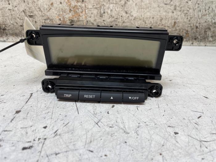 Begagnade Innerdisplay Kia Cee'd Sporty Wagon (EDF) 1.6 CVVT 16V Pris € 50,00 Marginaltabell erbjuds av Autodemontage van de Laar