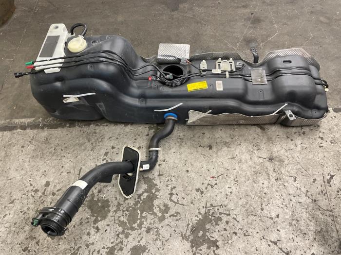Używane Zbiornik Renault Master III (EV/HV/UV/VA/VB/VD/VF/VG/VJ) 2.3 dCi 170 16V Cena € 150,00 Procedura marży oferowane przez Autodemontage van de Laar