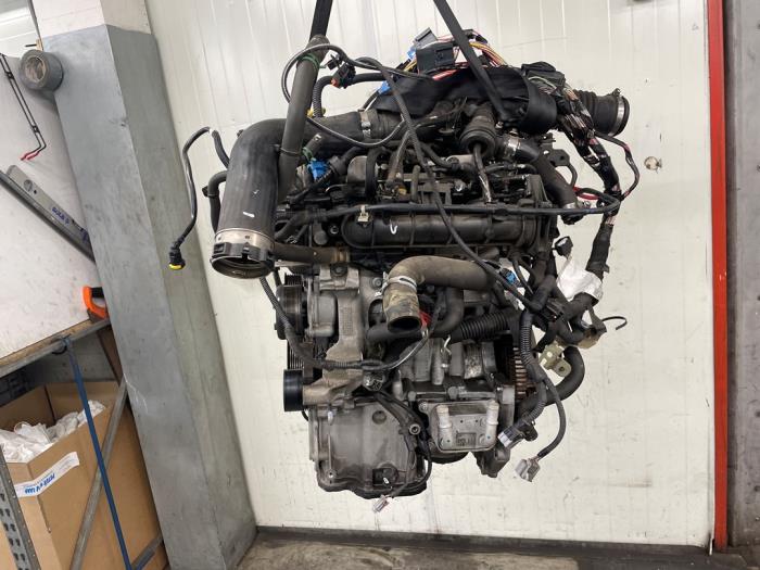 Used Engine Renault Clio IV (5R) 0.9 Energy TCE 90 12V Price on request offered by Autodemontage van de Laar
