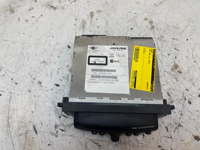 Begagnade Radio Mini Clubman (R55) 1.6 16V One Pris på förfrågan erbjuds av Autodemontage van de Laar