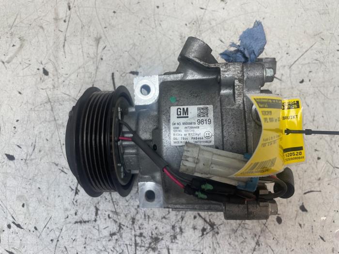 Usagé Compresseur de clim Opel Mokka/Mokka X 1.6 16V EcoFlex 4x2 Prix sur demande proposé par Autodemontage van de Laar