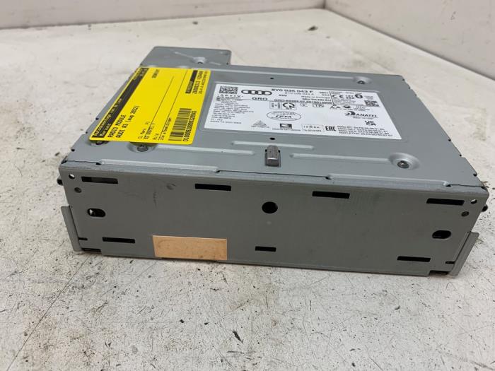 Gebrauchte Radio Modul Audi A3 Sportback (8YA) 1.4 40 TFSIe 16V Preis auf Anfrage angeboten von Autodemontage van de Laar